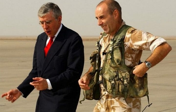 Lt. Gen. Graeme Lamb with Secretary of State for Foreign and Commonwealth Affairs Jack Straw