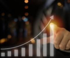 business investment grow upward arrow