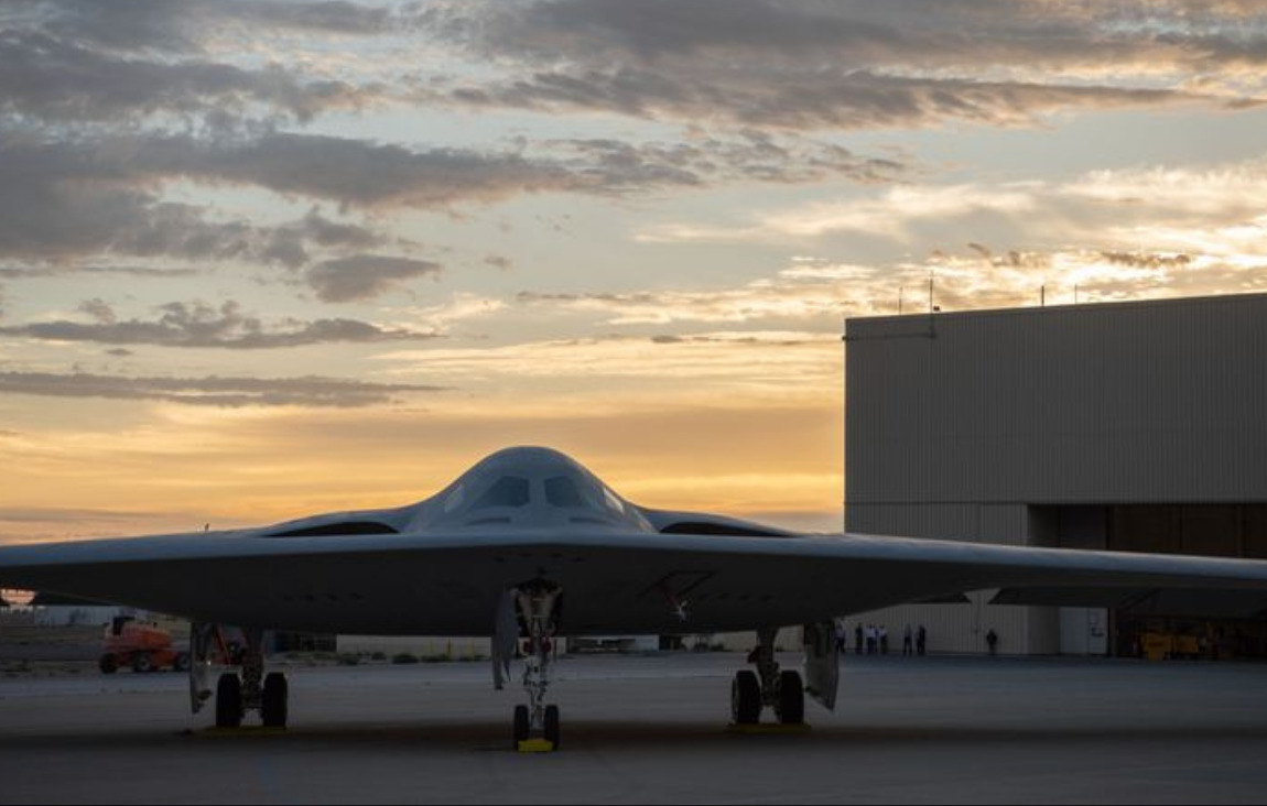 Future Backbone of the U.S. Bomber Fleet: B-21 Raider Takes Its First ...