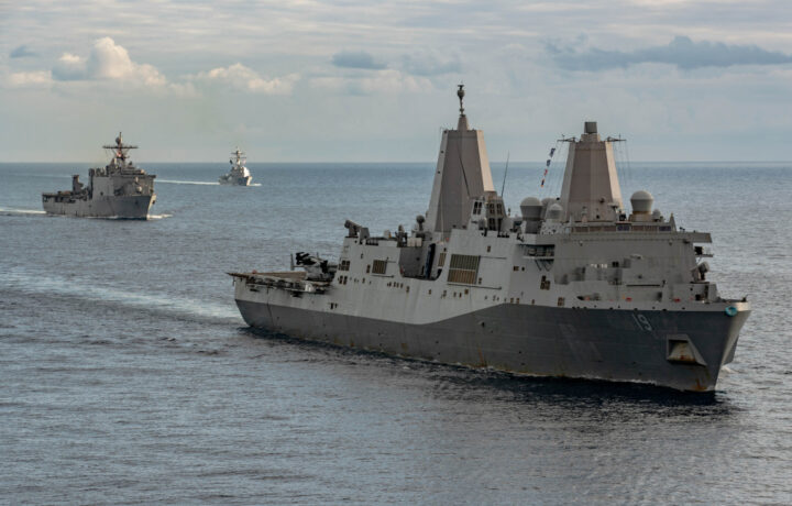 Navy Awards Marine Hydraulics $11.8 Million for USS Mesa Verde
Modernization