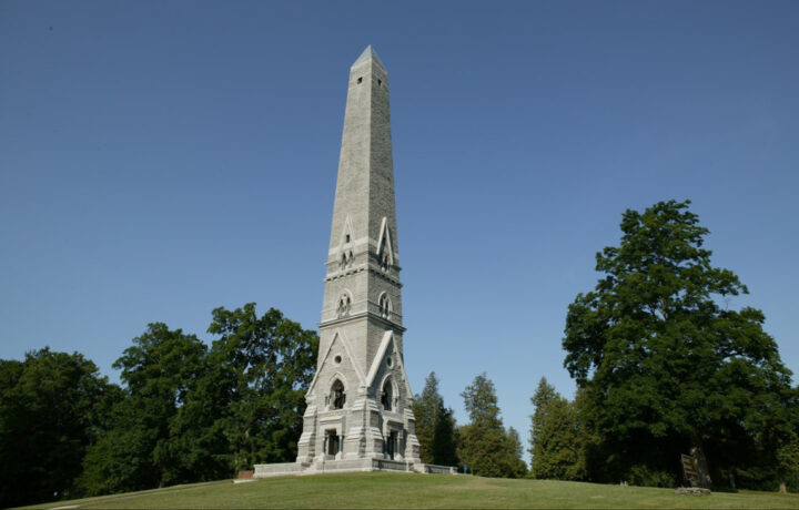 oldest military monuments U.S.