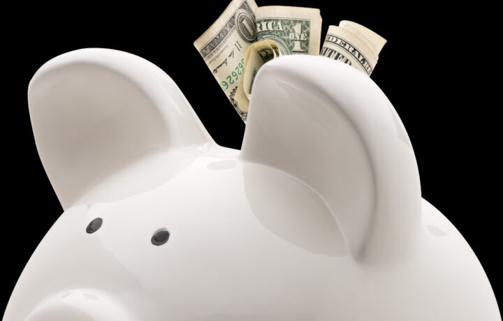 piggy bank retirement savings cash money