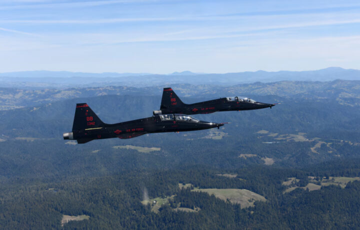 Air Force Pilots T-38 fighter jets