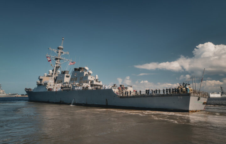 USS The Sullivans DDG68